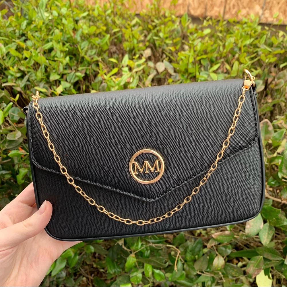 NWOT MM Marilyn Monroe Black Purse | PVC Handbag | Gold Color Chain Magnet Close